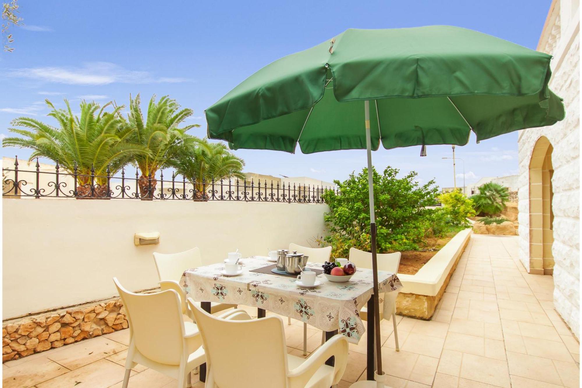 Villa & Pool Apartments In Mellieha Bay 외부 사진