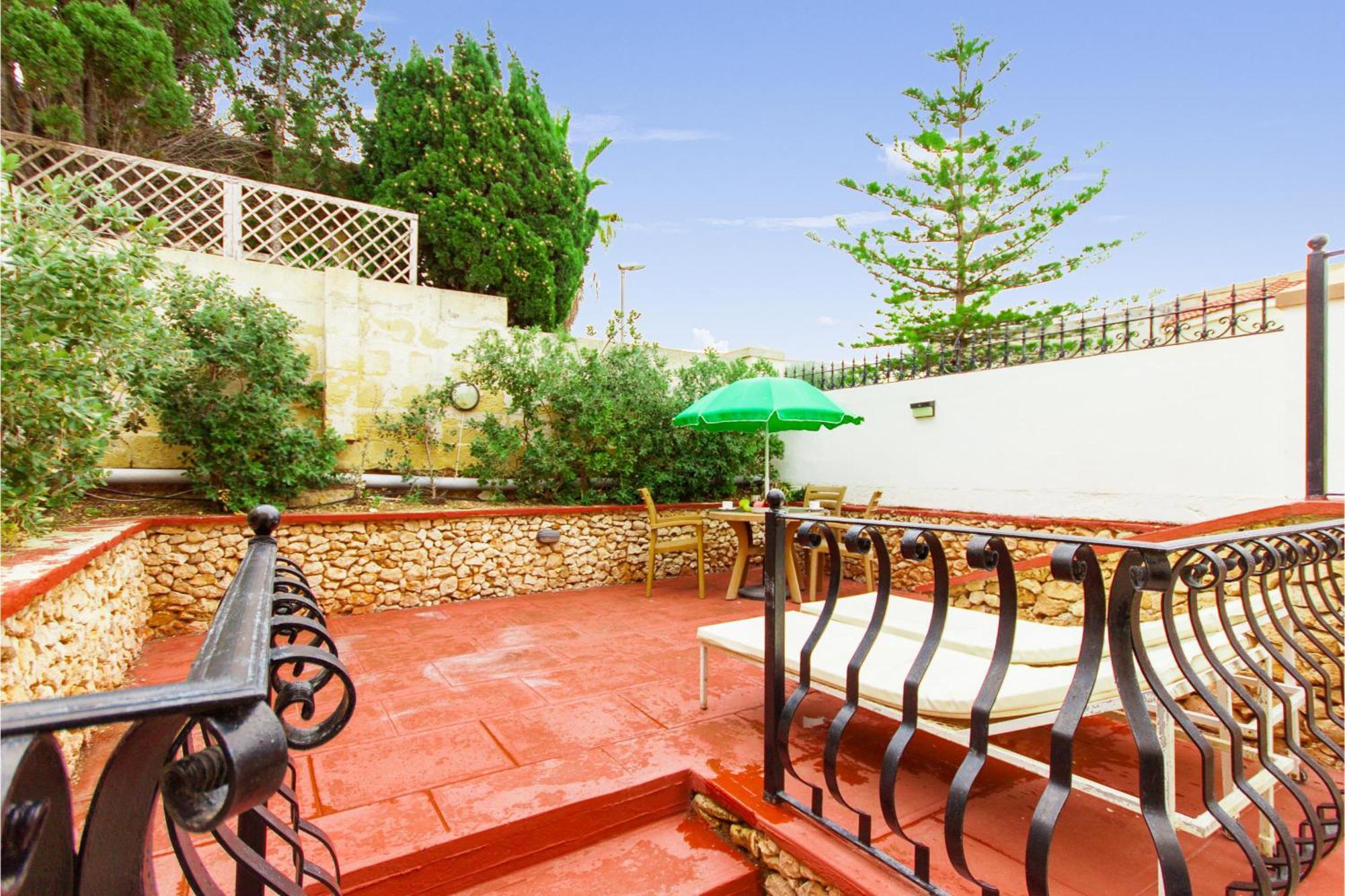 Villa & Pool Apartments In Mellieha Bay 외부 사진