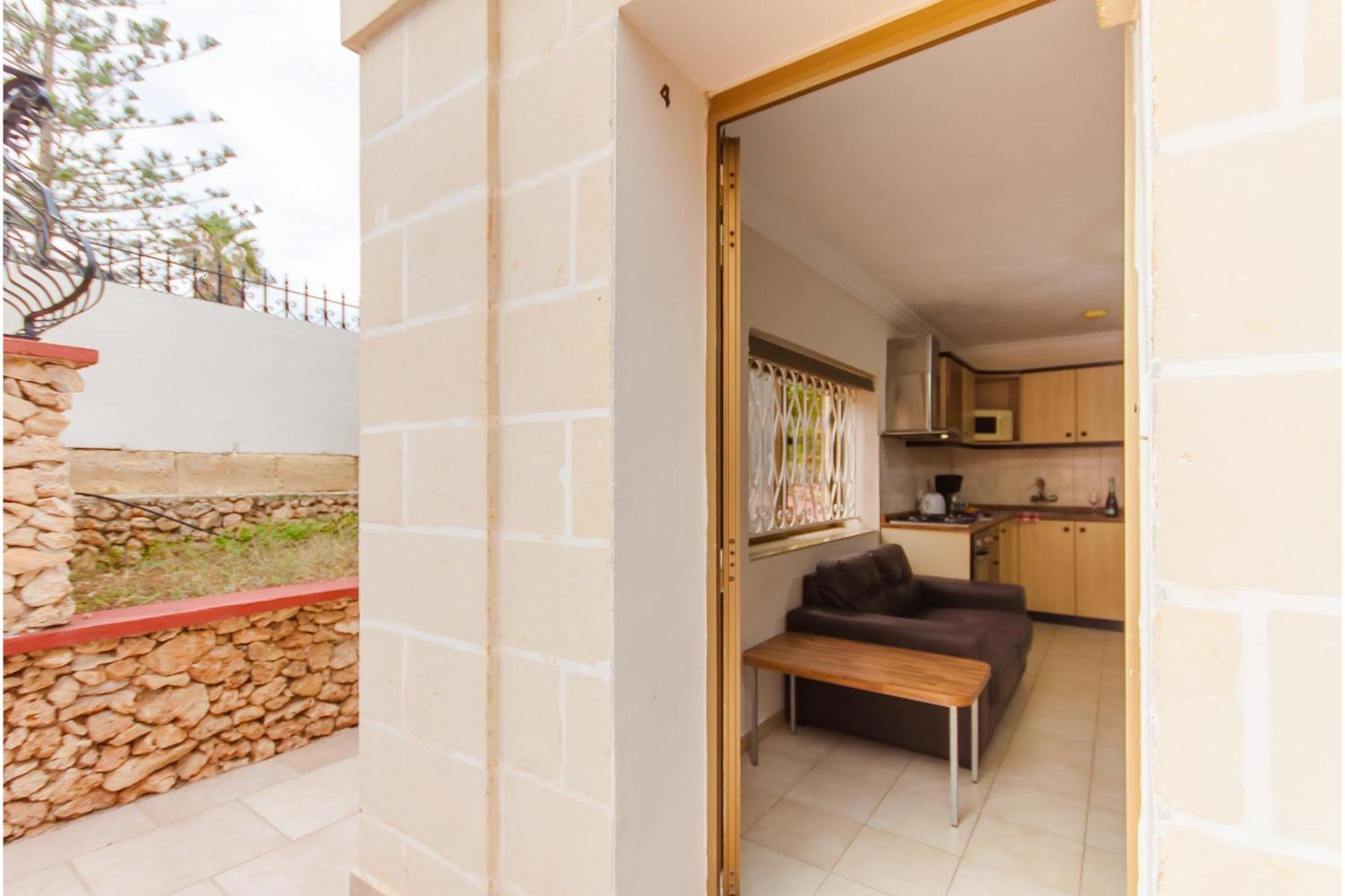 Villa & Pool Apartments In Mellieha Bay 외부 사진