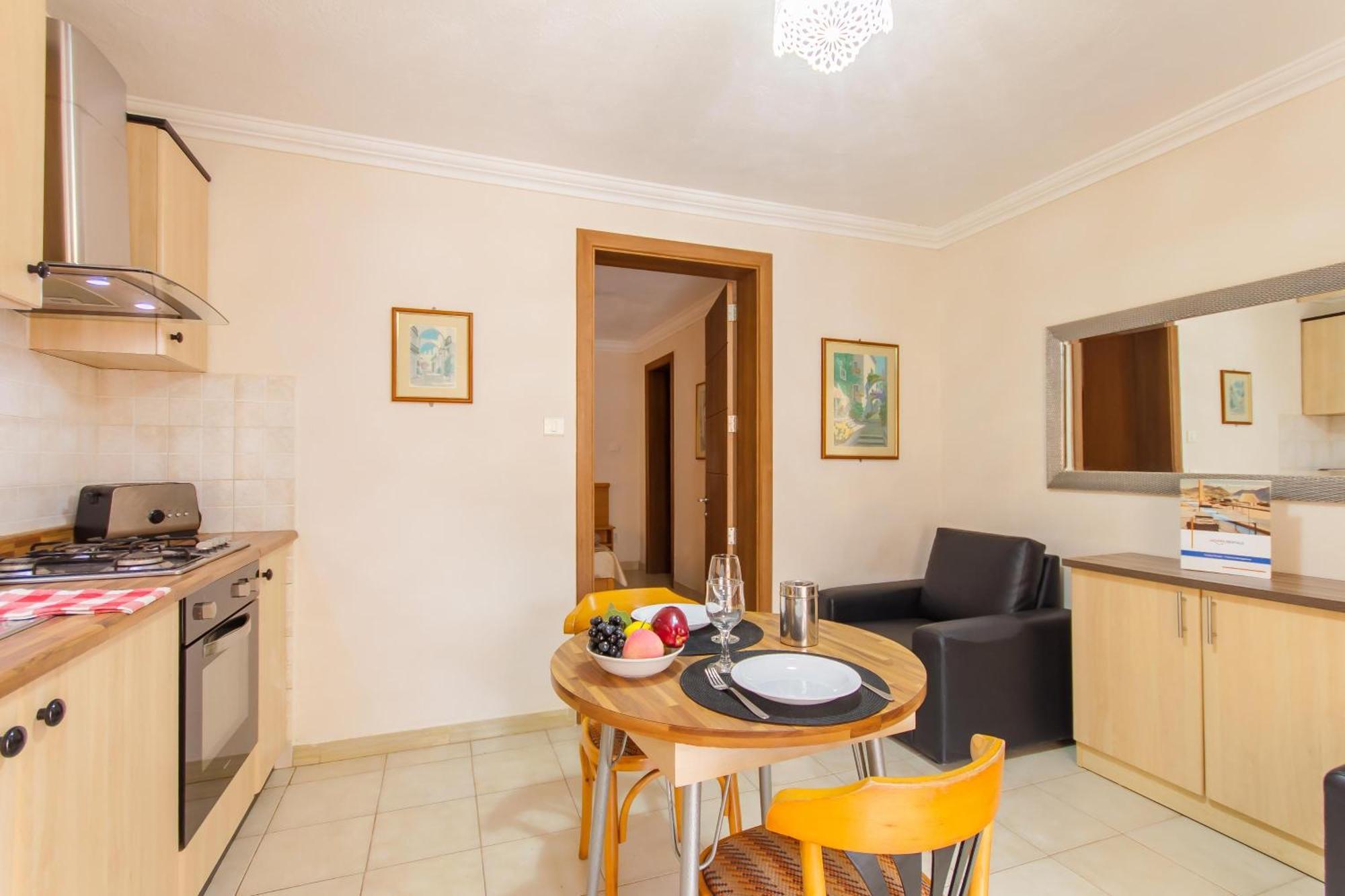 Villa & Pool Apartments In Mellieha Bay 외부 사진