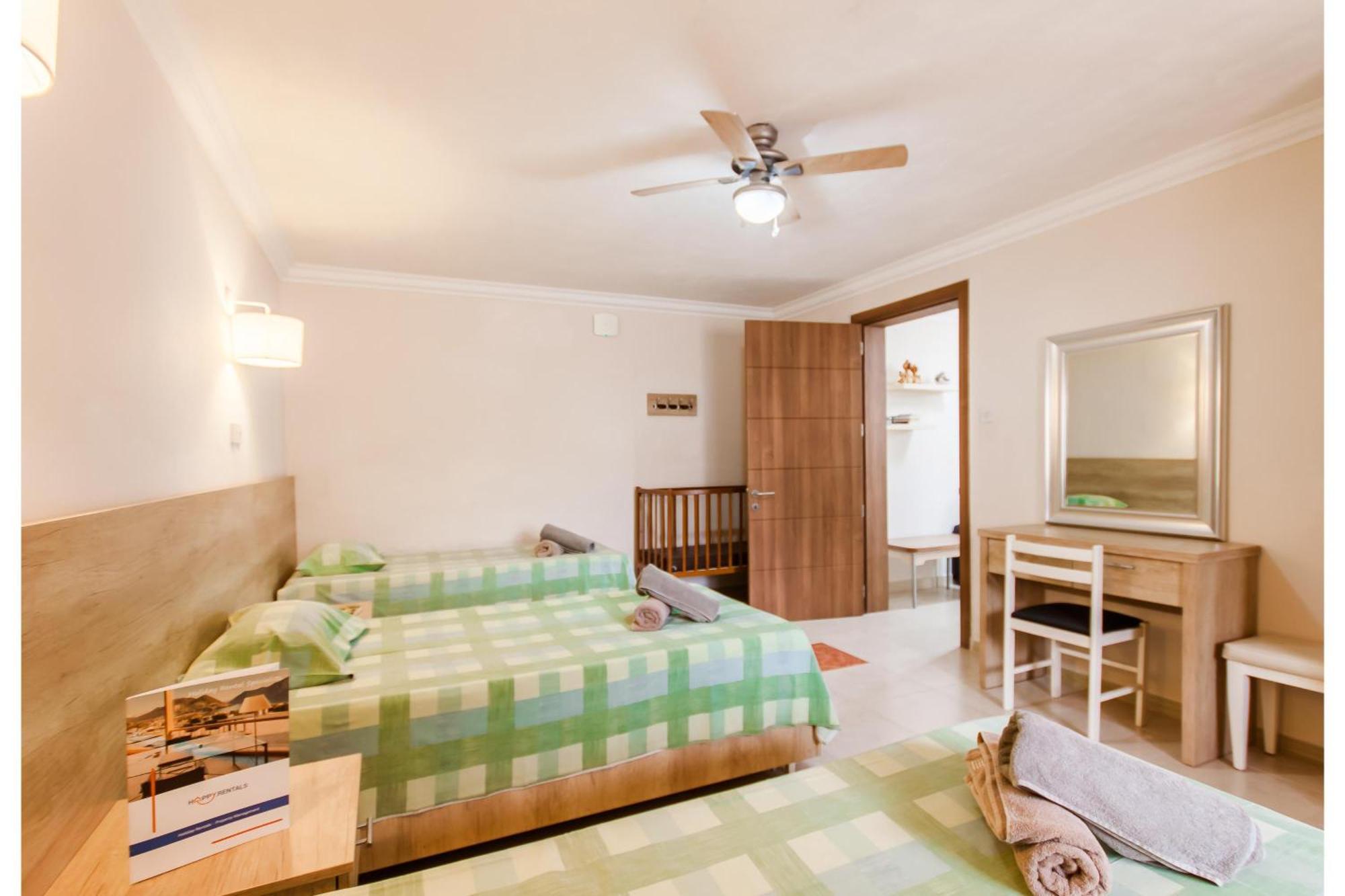 Villa & Pool Apartments In Mellieha Bay 외부 사진